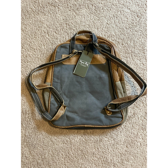 Myra Bag Clique Backpack Women Fur Brown White Black Leather Medium Thin Straps main image 9
